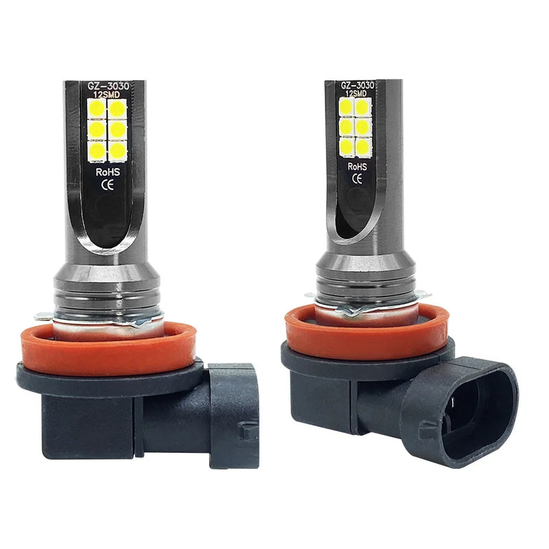 lampada led automotiva h8 h11 instalada no farol com luz branca 6000k alta intensidade