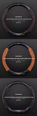Capa de Volante em Camurça e Fibra de Carbono para Chevrolet – Antiderrapante Premium Esportiva