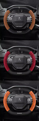 Capa de Volante Camurça + Fibra de Carbono Peugeot – Antiderrapante Esportiva Premium