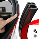 Borracha de vedação anti‑ruído instalada em porta de carro, vedando frestas para reduzir barulho e infiltração