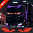 Tela flexível de LED Light One 17x60 cm instalada no vidro traseiro de um caminhão, exibindo animações personalizadas controladas via aplicativo.